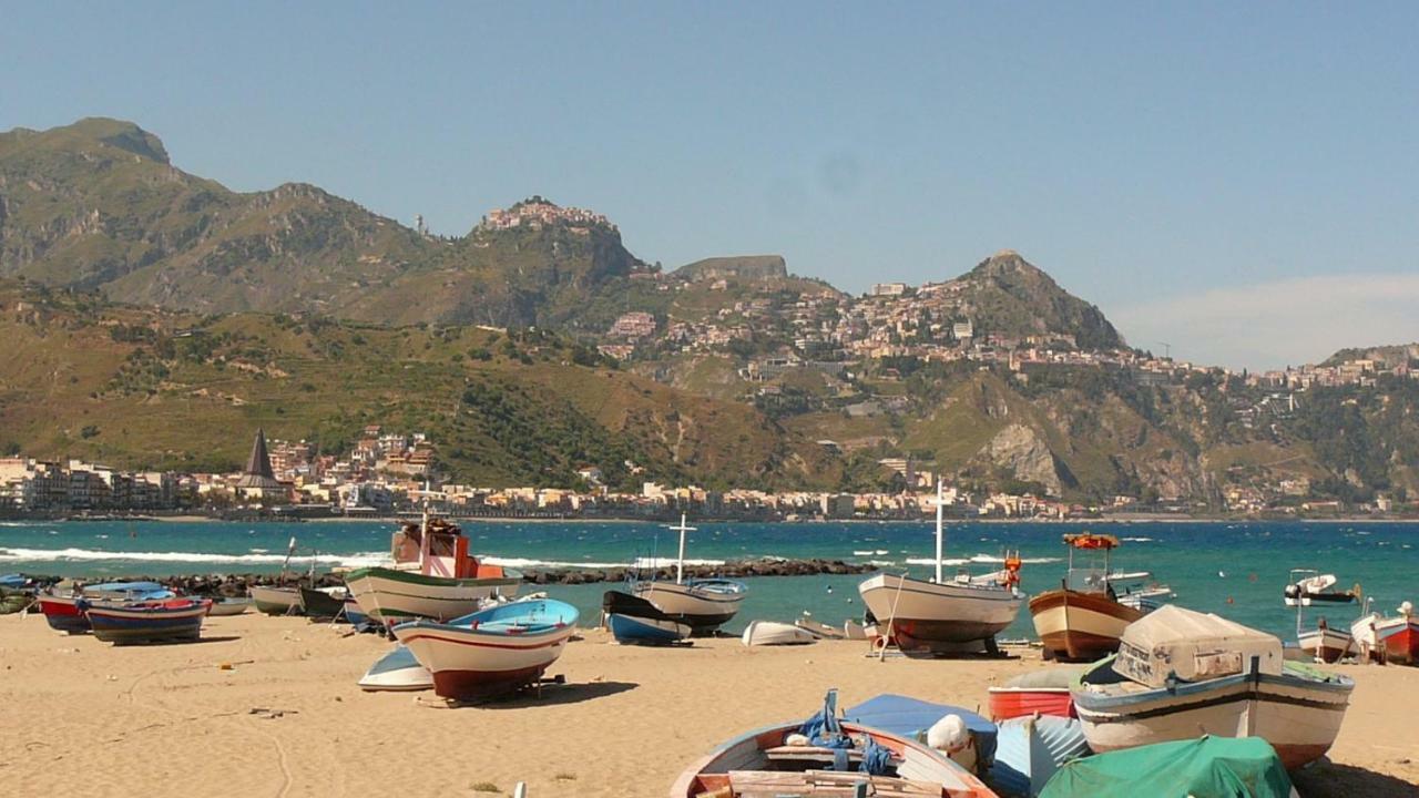 Invito Al Viaggio Giardini Naxos Exterior foto